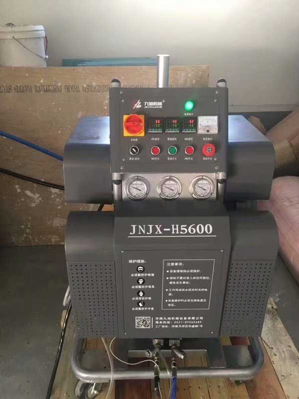 H5600(T)聚脲噴涂機